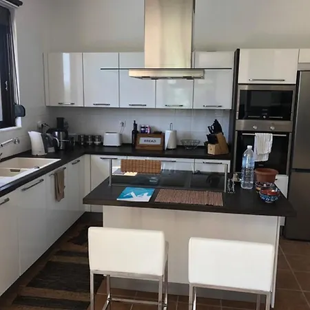 Sunset וילה גנאדי