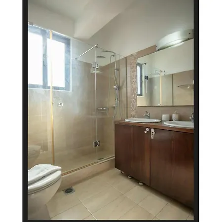 וילה Sunset גנאדי